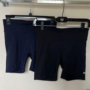 EUC GapFit Sculpt Compression Biker Shorts Size Small in Navy and Black